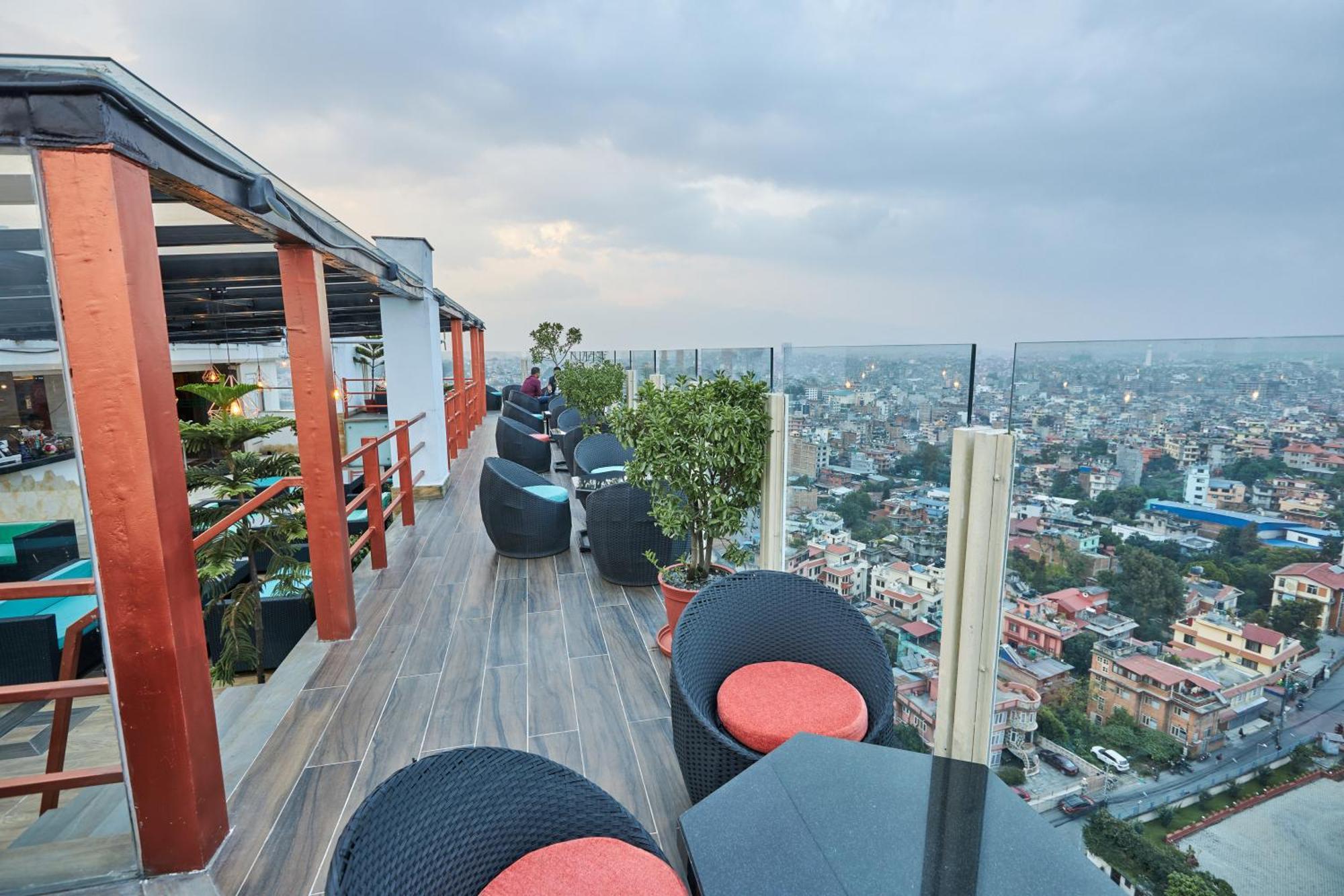 Hotel Crowne Imperial Catmandu Exterior foto