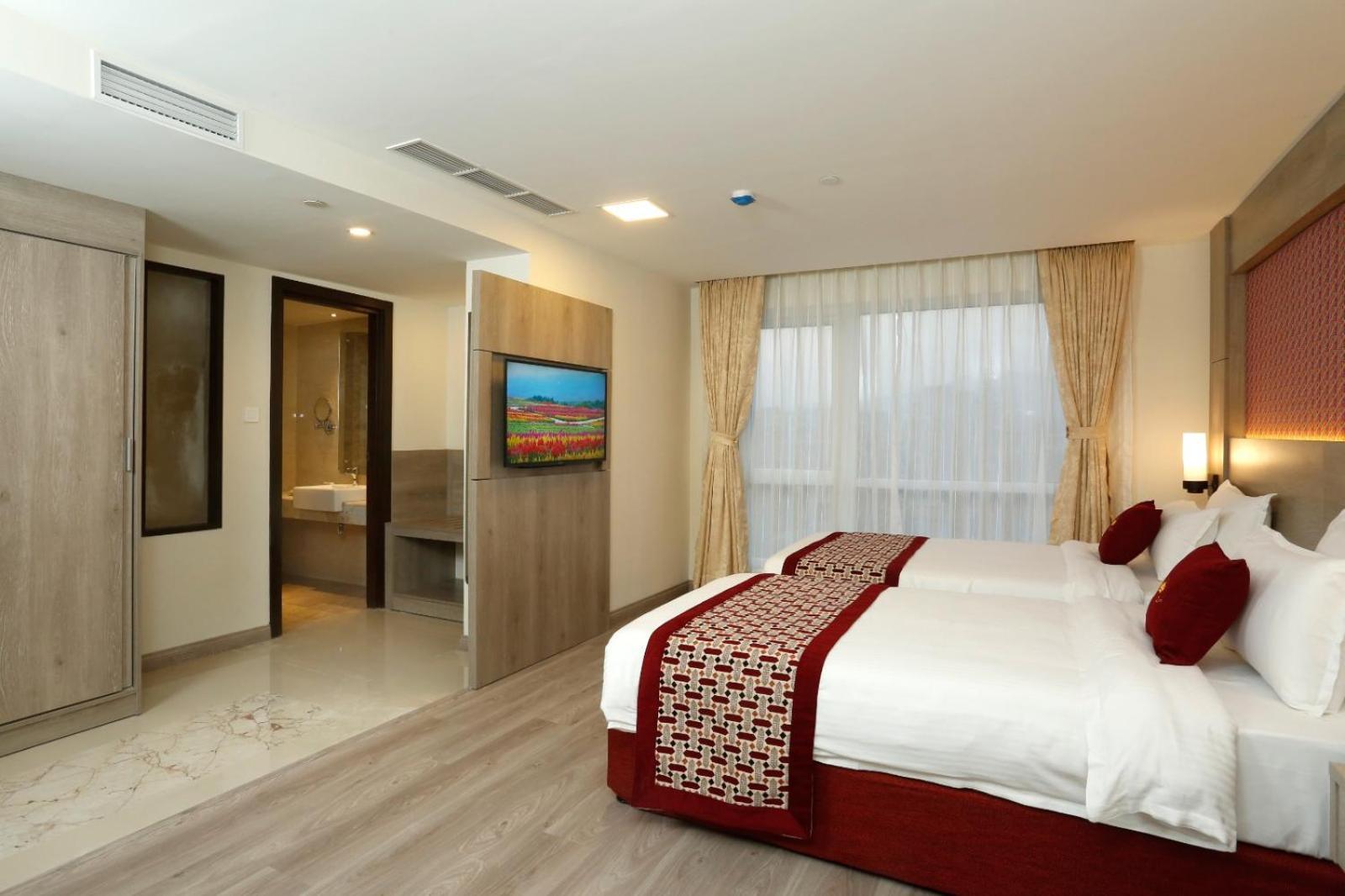 Hotel Crowne Imperial Catmandu Exterior foto
